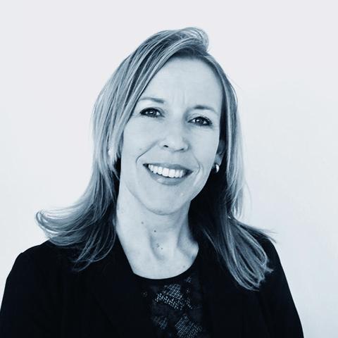 Sarah van ‘t Hout-Weerdmeester - Underwriter